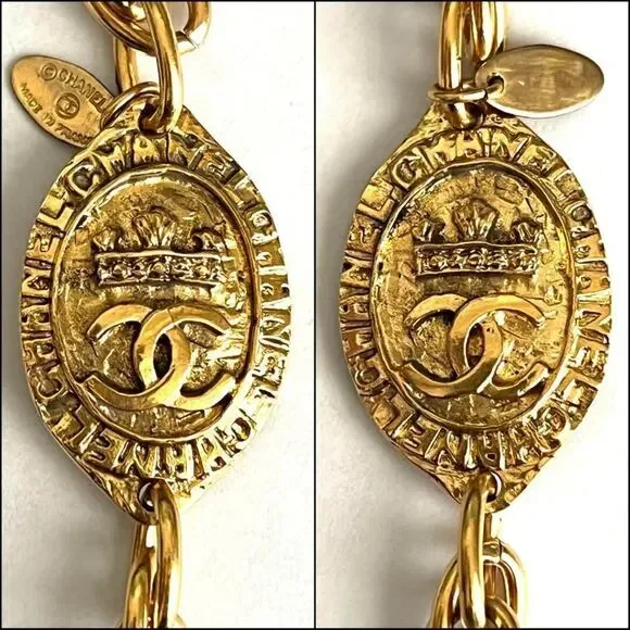 CHANEL Necklace